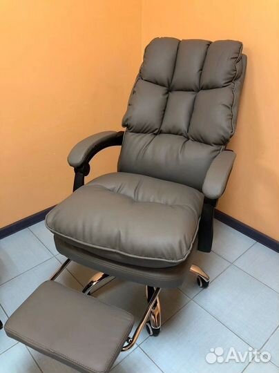 Компьютерное кресло офисное с функцией массажа