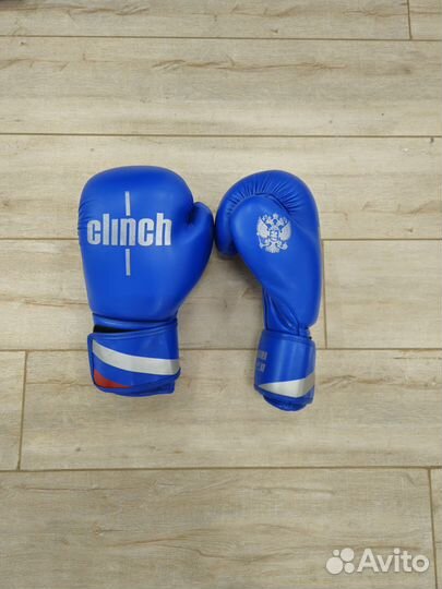 Боксерские перчатки 10 oz Clinch синие