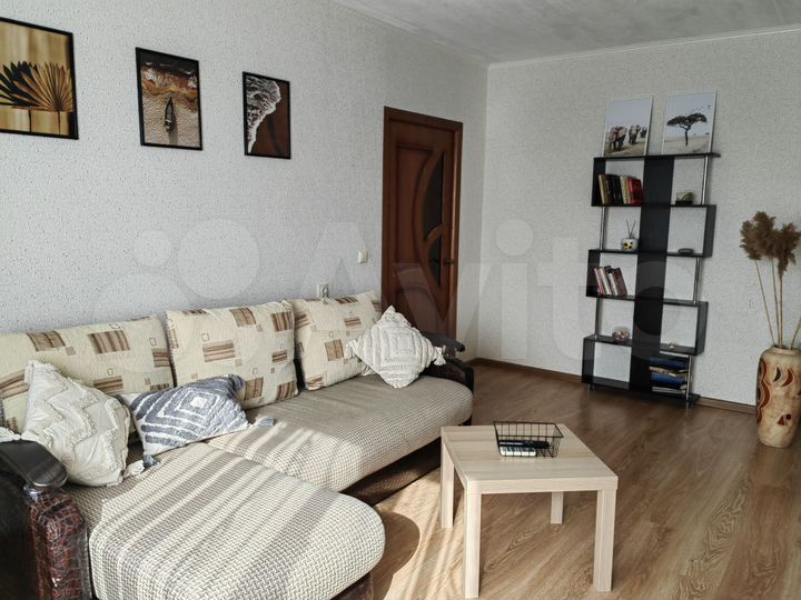 2-к. квартира, 50 м², 8/9 эт.