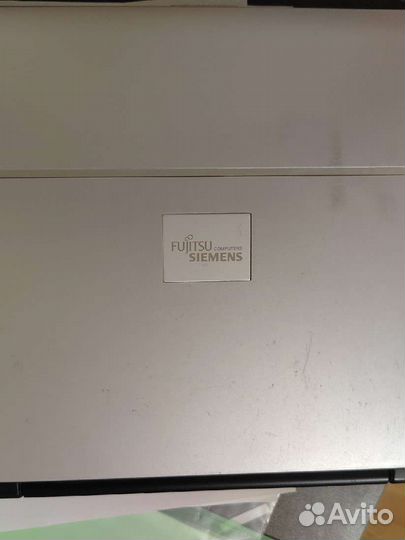 Fujitsu siemens amilo pi1505