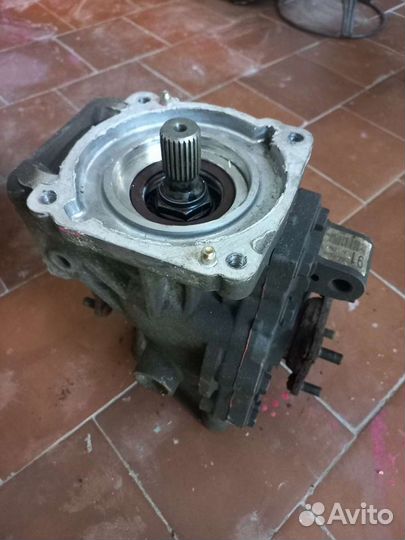 Продам задний редуктор
