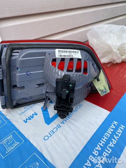 Задний фонарь