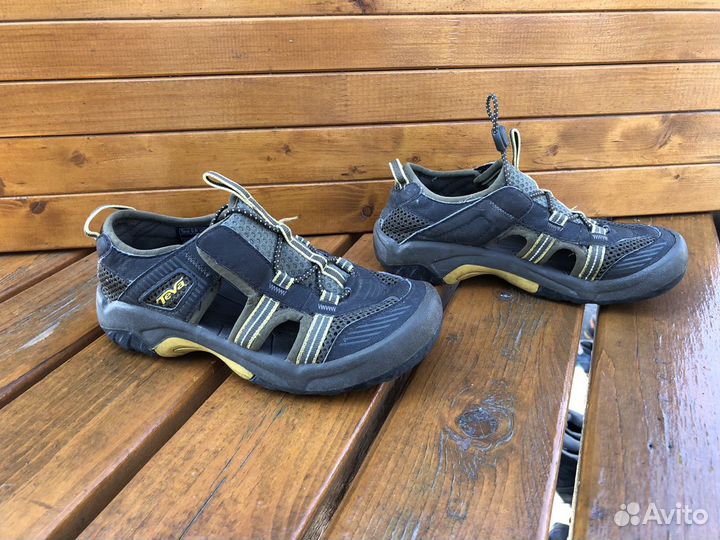Кроссовки дышащие teva на мальчика