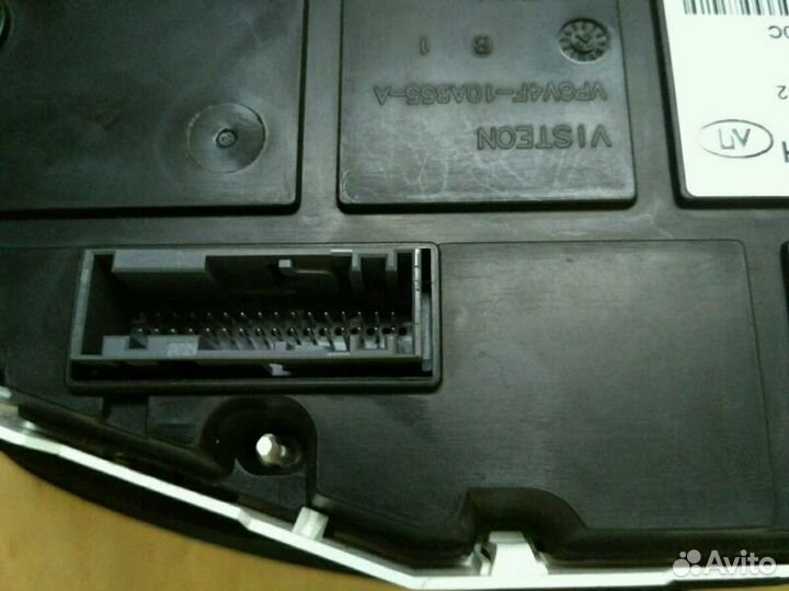 Приборная панель Форд Фокус