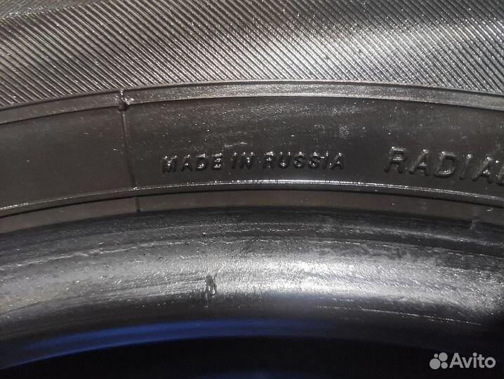 Yokohama BluEarth E70 215/55 R17