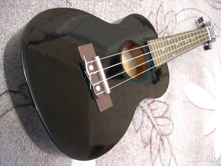 Новая чёрная укулеле концерт / есть доставка