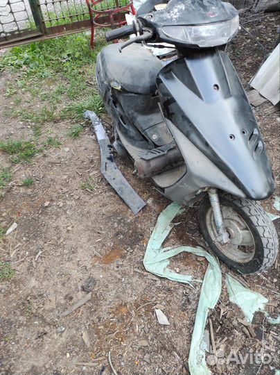 Скутер Хонда Дио аф 27 в разбор