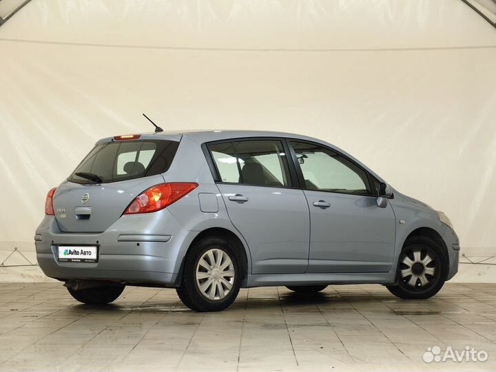 Nissan Tiida 1.6 AT, 2011, 131 000 км