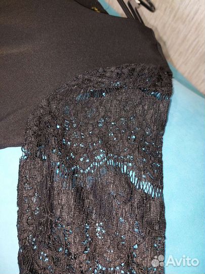 Платье чёрное с кружевом 44