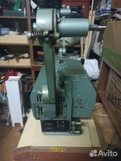 Кинопроектор Украина 5