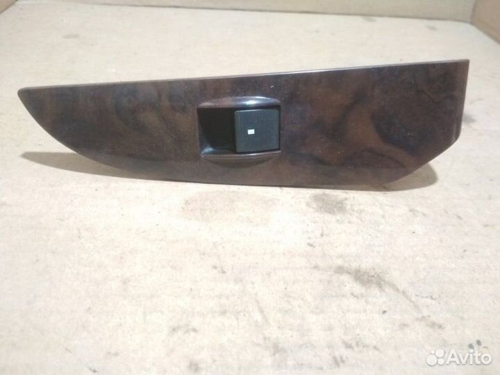 Кнопка стеклоподъемника Cadillac Escalade III