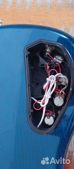 Бас гитара Warwick RB Corvette