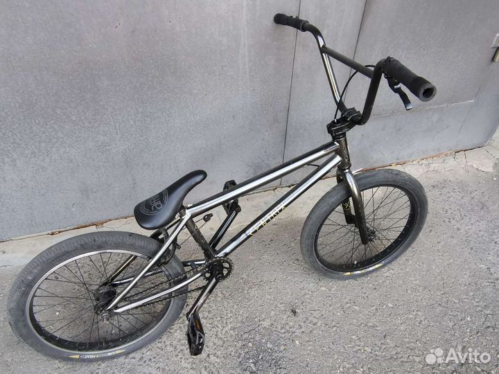 Трюковой велосипед bmx