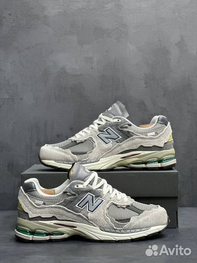 Кроссовки New balance 2002r