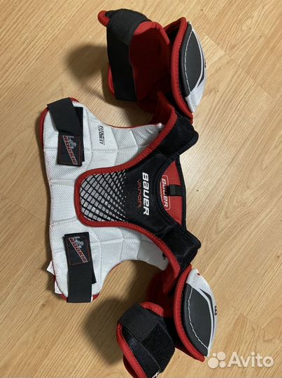 Нагрудник хоккейный детский