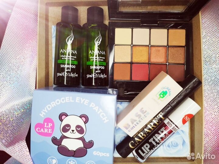 Набор косметики пакетом