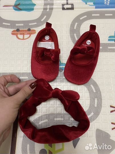 Пинетки и повязка красные бархатные