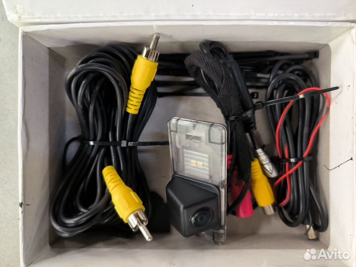 Штатная камера заднего вида Incar VDC-044