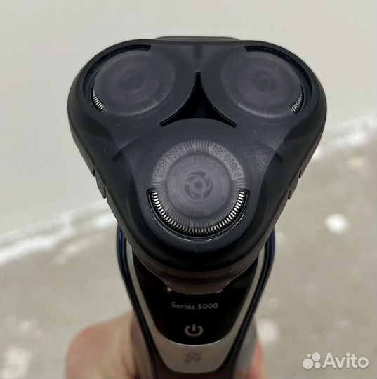 Электробритва / триммер Philips S 5572