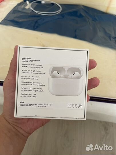 Беспроводные наушники apple airpods