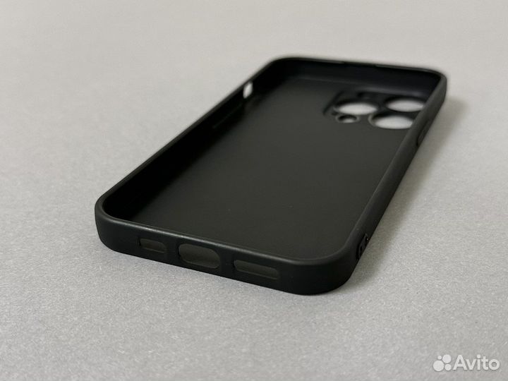 Чехол на iPhone 13 Pro + Стекло