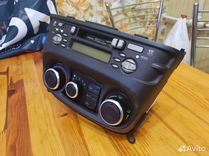 Штатная магнитола Nissan Almera N16 дорестайлинг