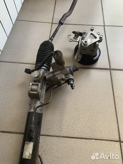 Рулевая рейка на Nissan Murano Z51