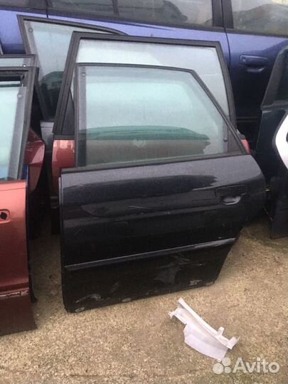 Дверь Ауди