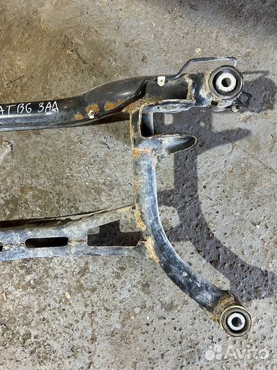 Задний подрамник VW Passat B6