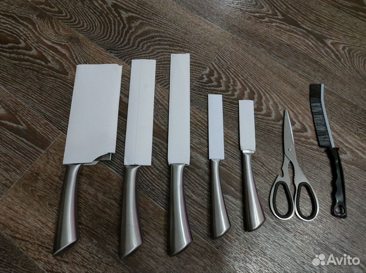 Набор кухонных ножей