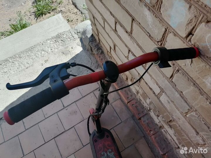 Детский электросамокат