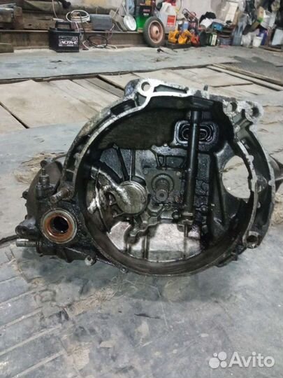 Блок. кпп, коленвал, поршня