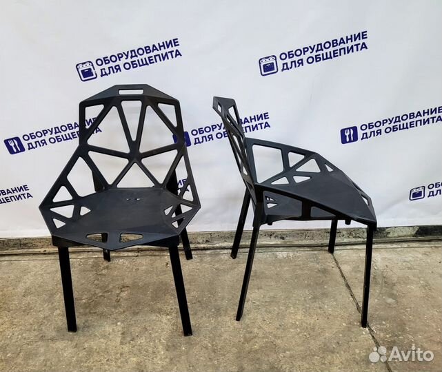 Пластиковый стул One PC-015 черный