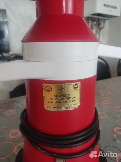 Доильный аппарат и сепаратор