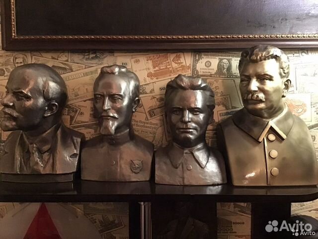 В продаже Ленин, Сталин, Дзержинский