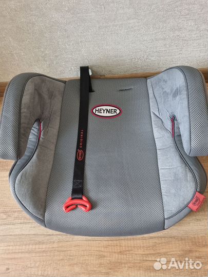 Детское автокресло-бустер Heyner Safe up ComfortXL