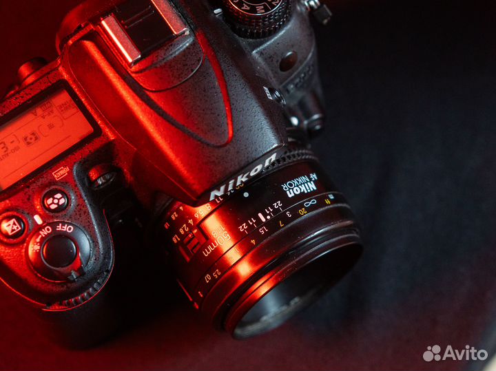 Фотоаппарат Nikon D7000 + Nikkor 50mm 1:1.8