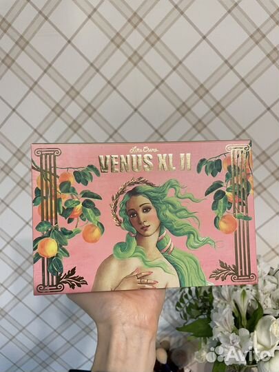 Палетка теней lime crime venus xl 2