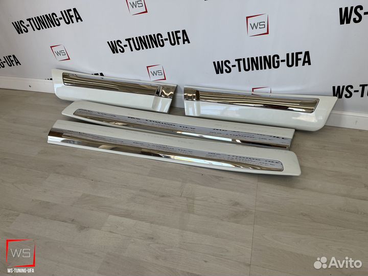 Toyota land cruiser 200 молдинги на двери белые O4