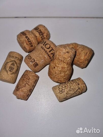 Пробки от вина и шампанского