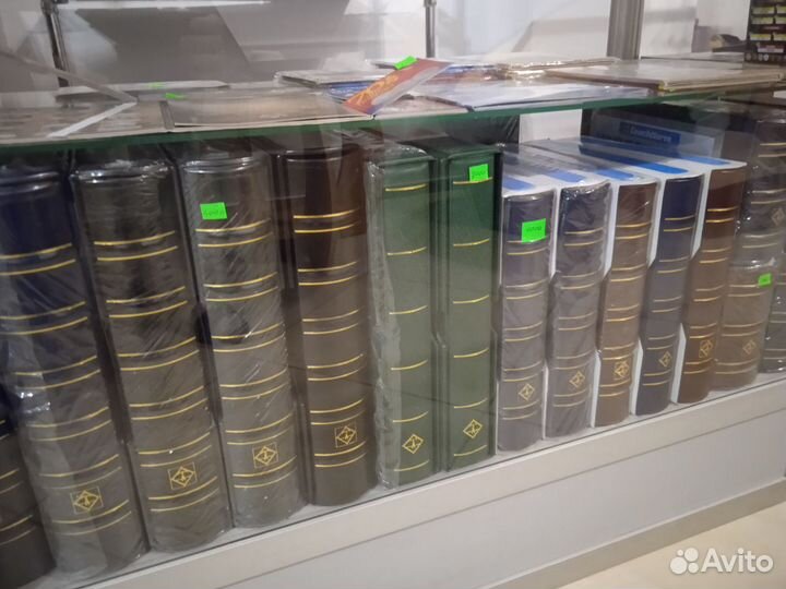 Альбомы для монет, кляссеры, планшеты в ассортимен