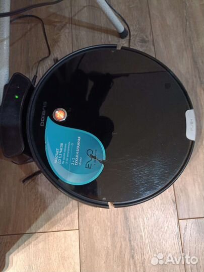 Робот пылесос polaris