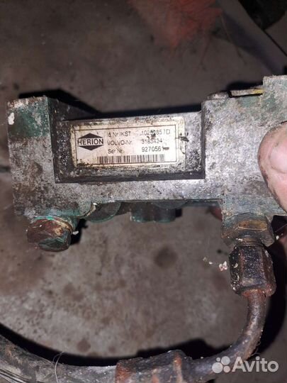 Клапан горного тормоза volvo 3183424