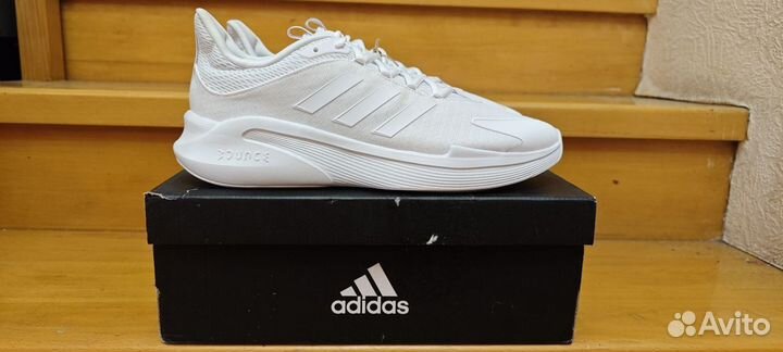 Кроссовки Adidas 43.5 размер оригинал