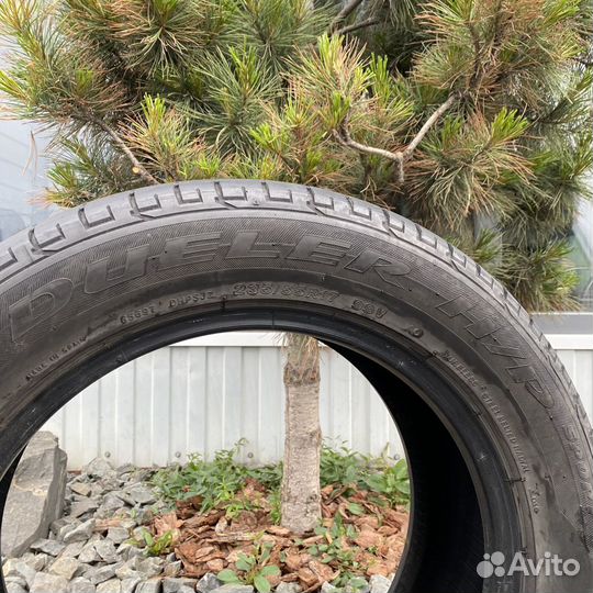 Bridgestone Dueler H/P Sport 235/55 R17