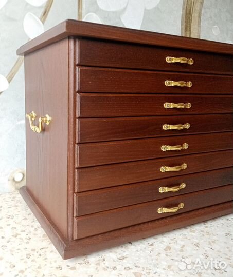 Мюнцкабинет для коллекций