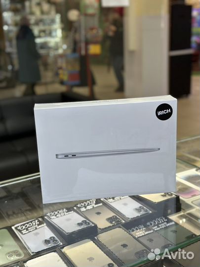 MacBook Air 13 8/256GB Silver NEW