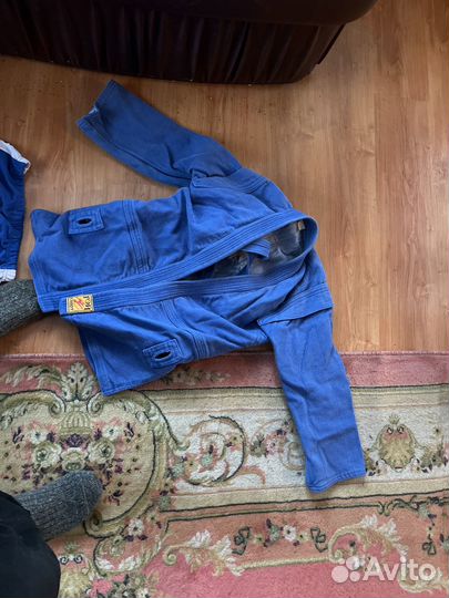 Продам самбовку и шорты