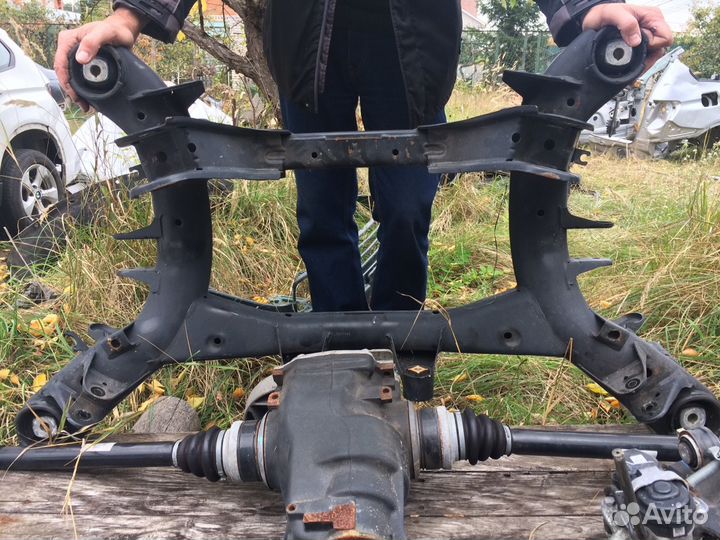 BMW X3 F25 задняя подвеска,редуктор