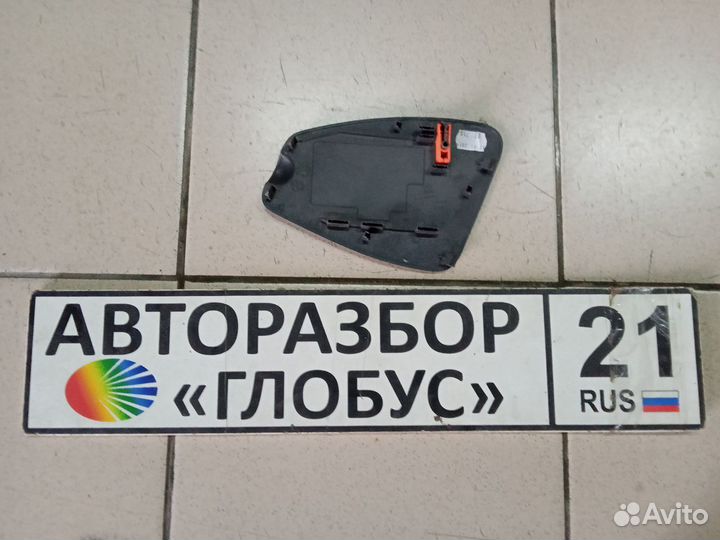 Крышка блока предохранителей Рено Дастер